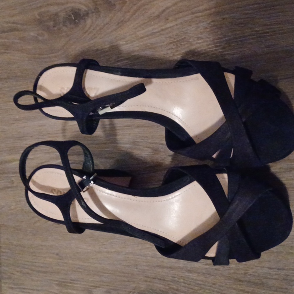 < Black Platform Sandals - image 2